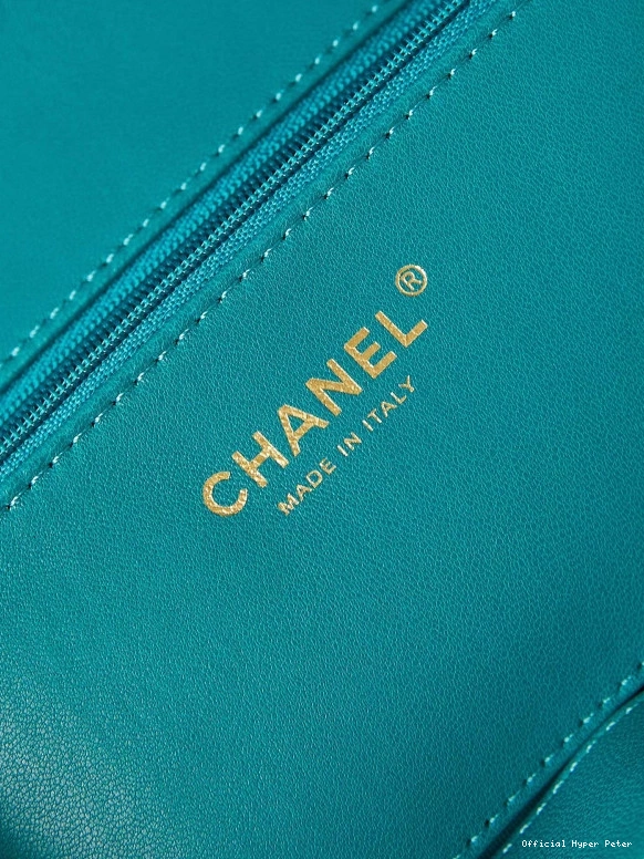HyperPeter LARGE CHANEL HANDLE BAG WITH FLAP TOP 0731